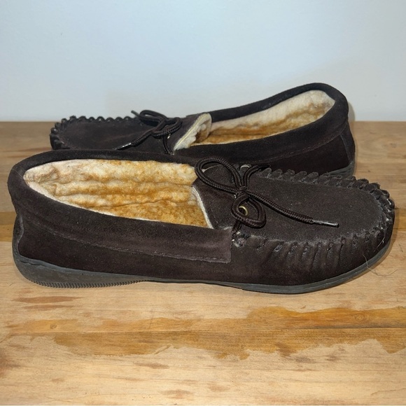 Men's Tamarac by Slippers Size 7 Fleece- lined Suede Slipper - Picture 7 of 10